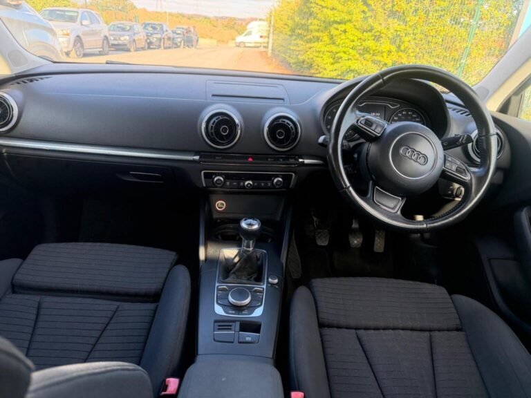 2014 Audi A3 Sportback for sale in Leighton Buzzard - John Autos - photo 3