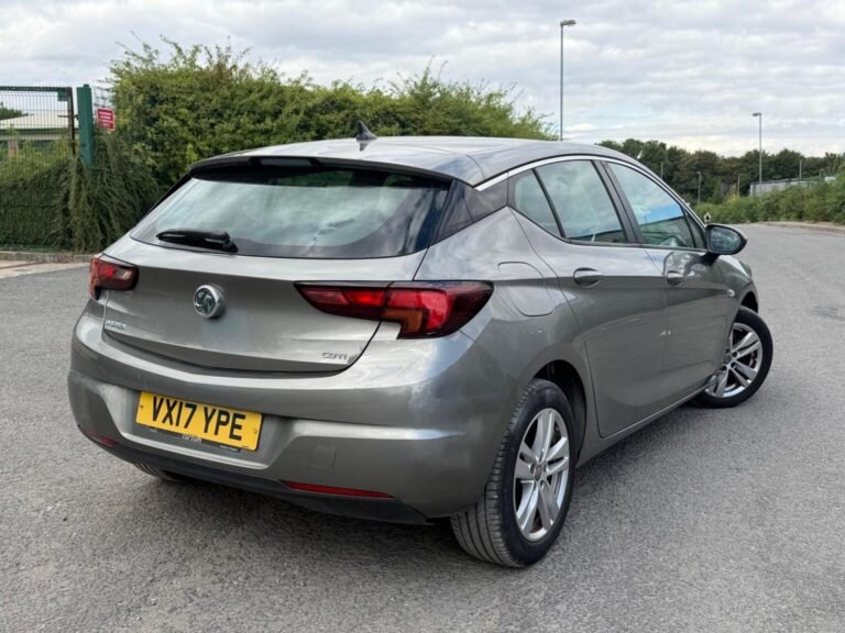 2017 Vauxhall Astra for sale in Leighton Buzzard - John Autos - photo 5