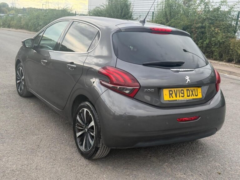 2019 Peugeot 208 for sale in Leighton Buzzard - John Autos - photo 3