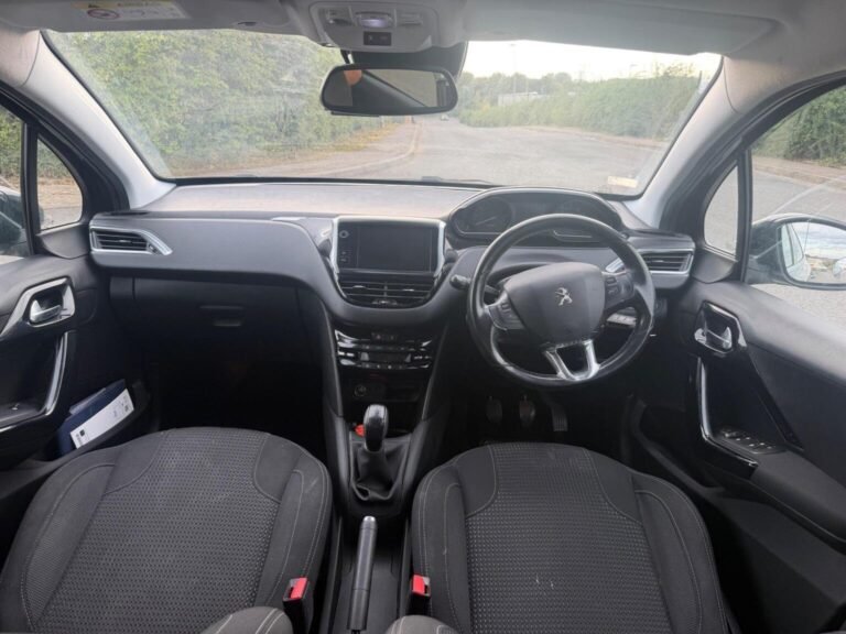 2019 Peugeot 208 for sale in Leighton Buzzard - John Autos - photo 4